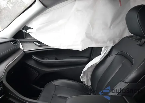 2023 Jeep Grand Cherokee Limited 4X2 from USA, damaged, VIN 1C4RJGBG3PC648318